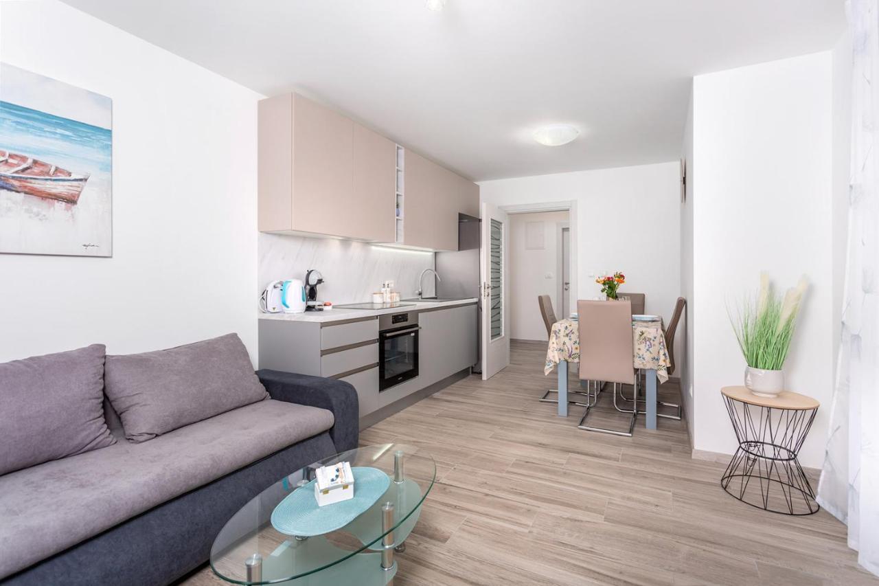 Kvarner Bay - Apartments 2 & 4 Rijeka Exterior photo