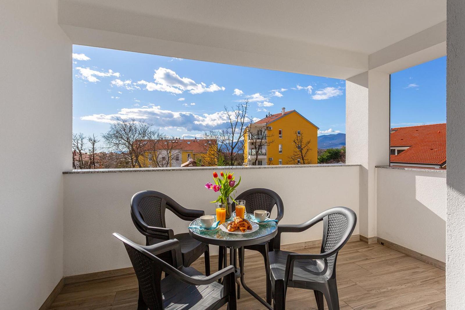 Kvarner Bay - Apartments 2 & 4 Rijeka Exterior photo